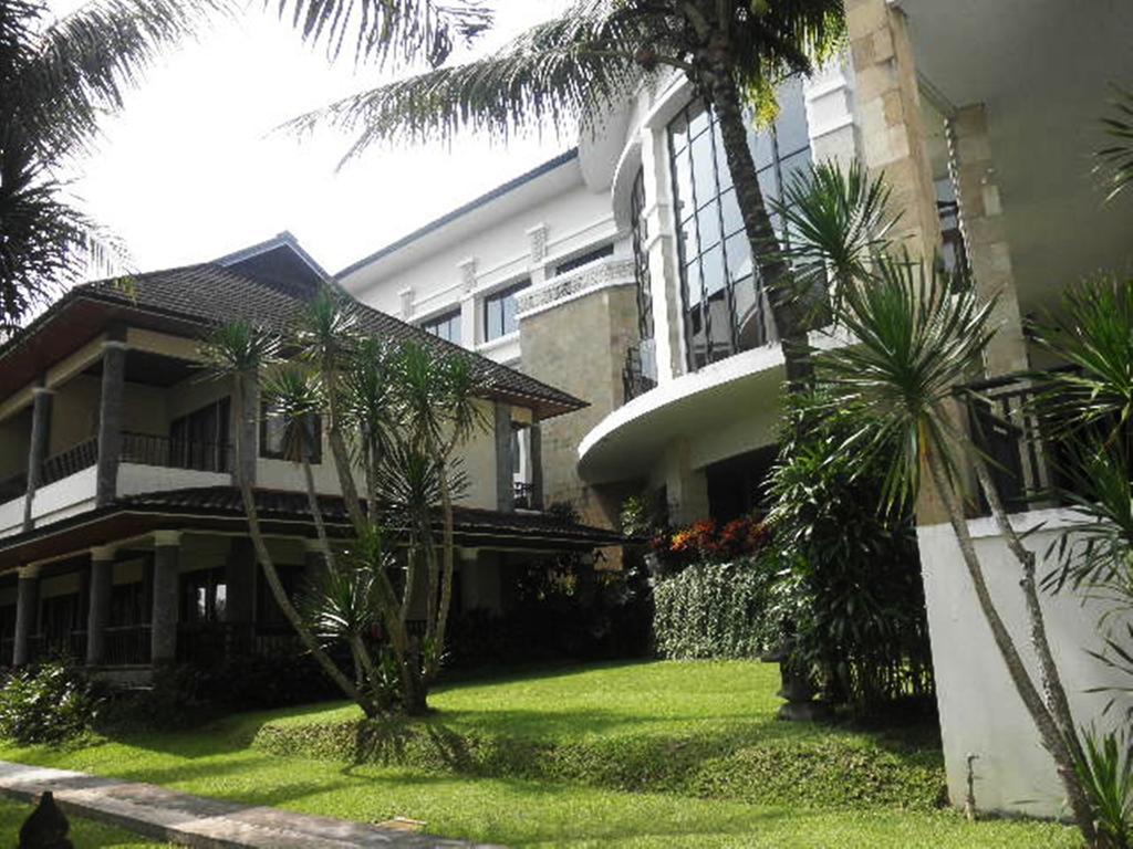The Oxalis Regency Hotel Magelang Kültér fotó