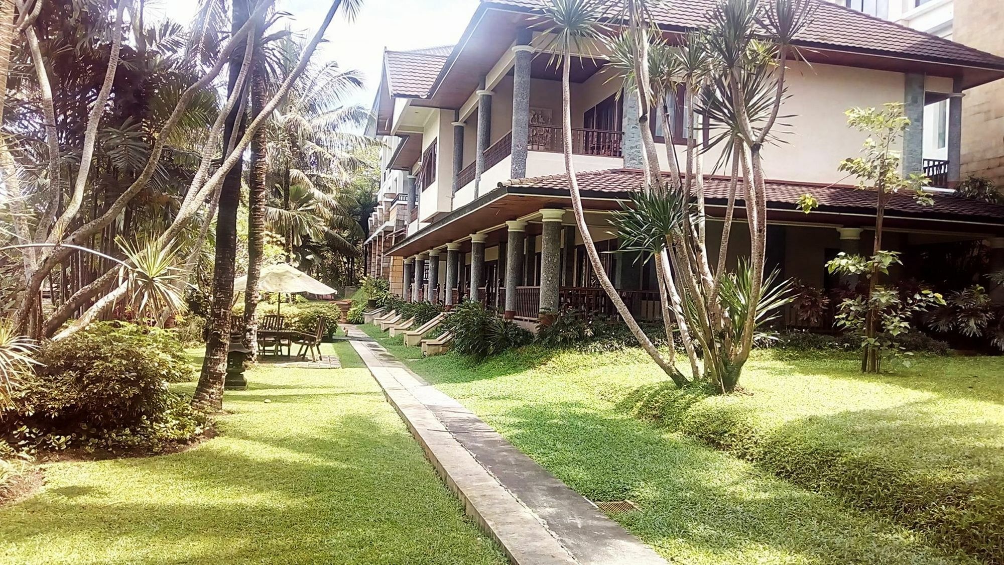 The Oxalis Regency Hotel Magelang Kültér fotó
